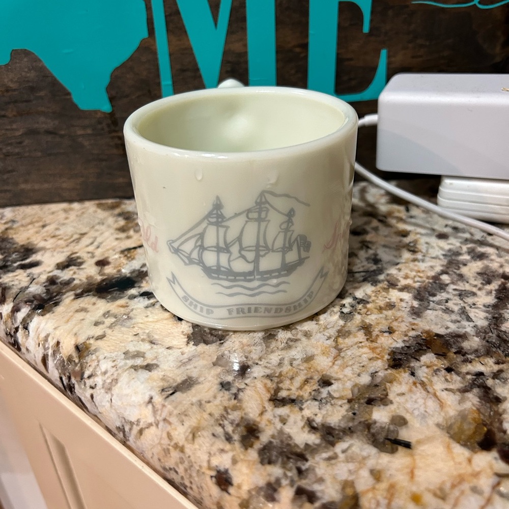Vintage old spice shavings mug